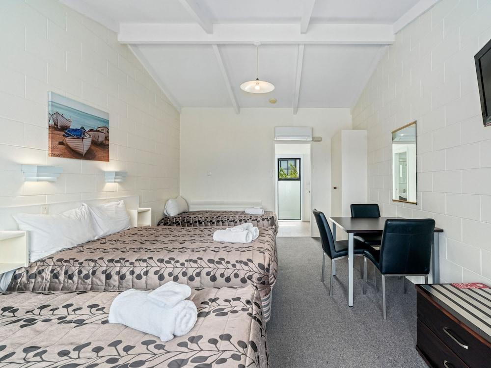 Queenstown Motel Apartments (Adults Only) Exterior foto